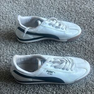 Puma Roma White and Black Sneakers